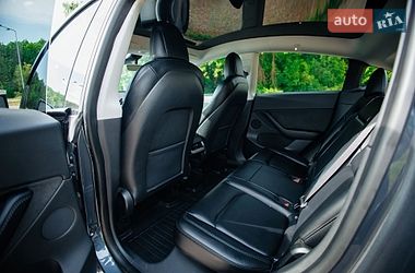 Позашляховик / Кросовер Tesla Model Y 2020 в Дніпрі