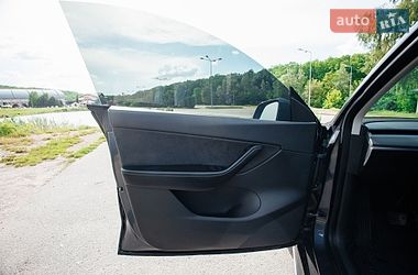 Позашляховик / Кросовер Tesla Model Y 2020 в Дніпрі