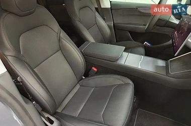 Позашляховик / Кросовер Tesla Model Y 2025 в Києві