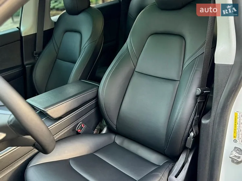 Tesla Model Y 2021 VIN 5YJYGDEE9MF209321 фото оголошення 10 з 59