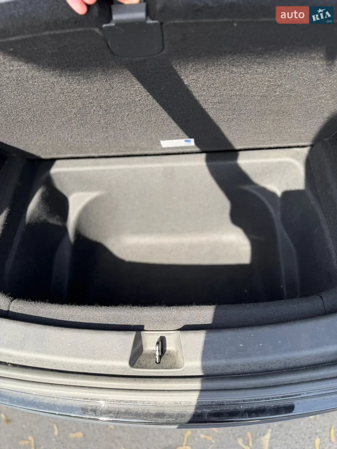 2020 Tesla Model Y - мініатюра 24