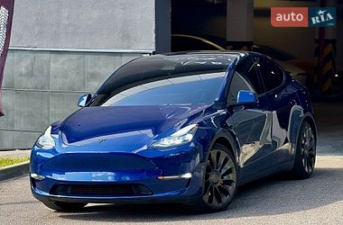 Позашляховик / Кросовер Tesla Model Y 2023 в Харкові