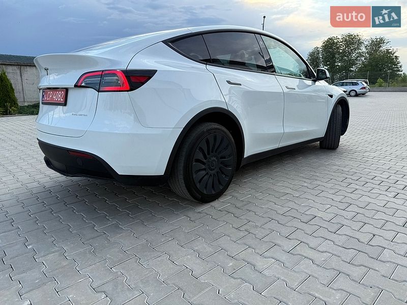 Внедорожник / Кроссовер Tesla Model Y 2023 в Виннице