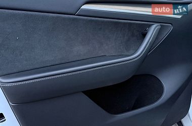 Внедорожник / Кроссовер Tesla Model Y 2023 в Виннице