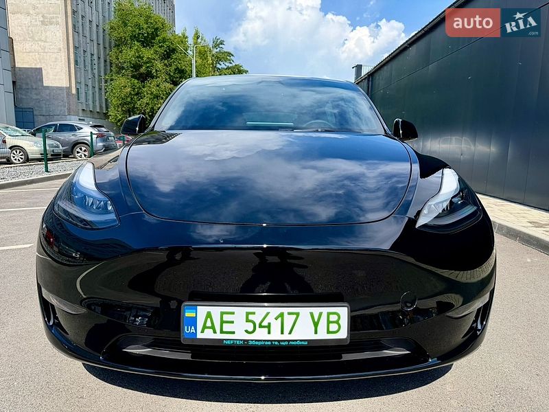 Позашляховик / Кросовер Tesla Model Y 2025 в Дніпрі