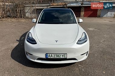 Позашляховик / Кросовер Tesla Model Y 2021 в Києві