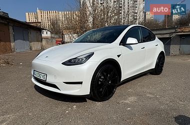 Позашляховик / Кросовер Tesla Model Y 2021 в Києві