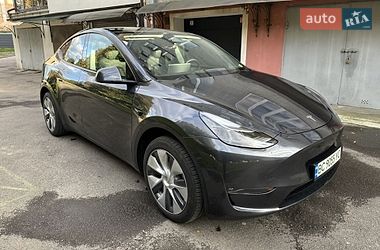 Внедорожник / Кроссовер Tesla Model Y 2024 в Тернополе