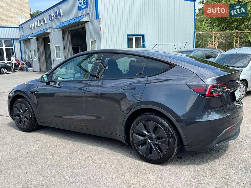 Позашляховик / Кросовер Tesla Model Y 2024 в Вінниці