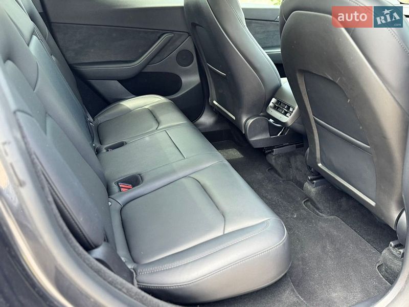 Внедорожник / Кроссовер Tesla Model Y 2024 в Виннице