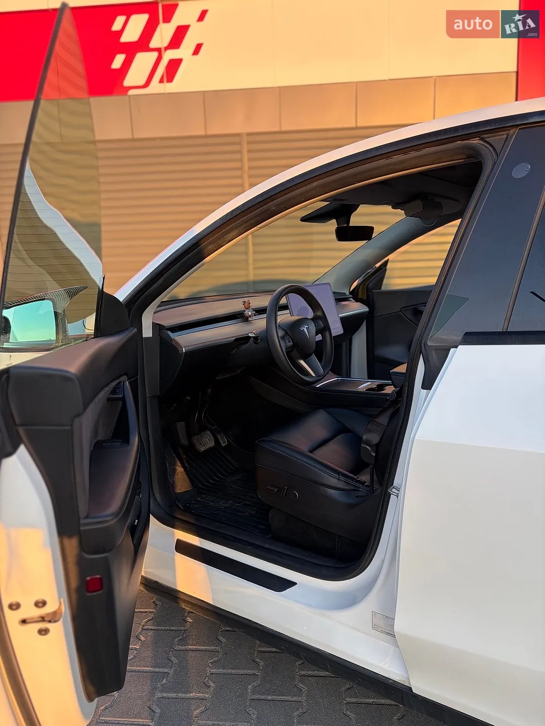 2021 Tesla Model Y - мініатюра 34