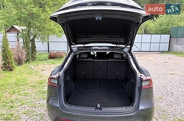 Внедорожник / Кроссовер Tesla Model Y 2022 в Обухове