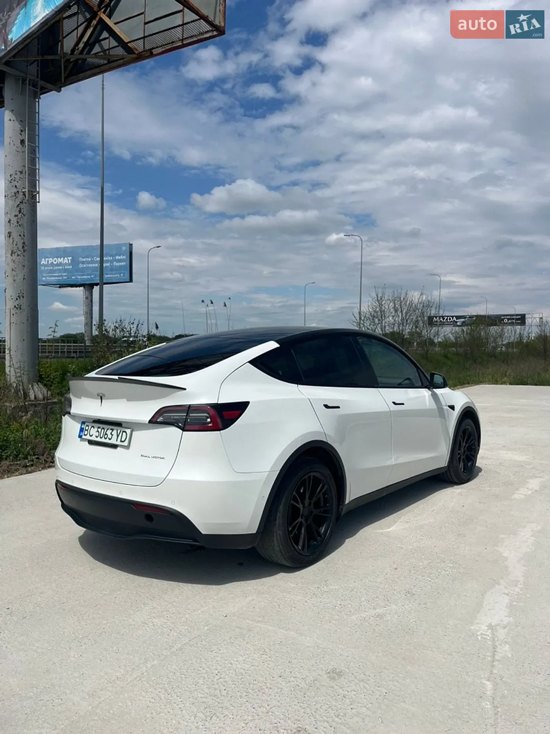 2020 Tesla Model Y - мініатюра 13