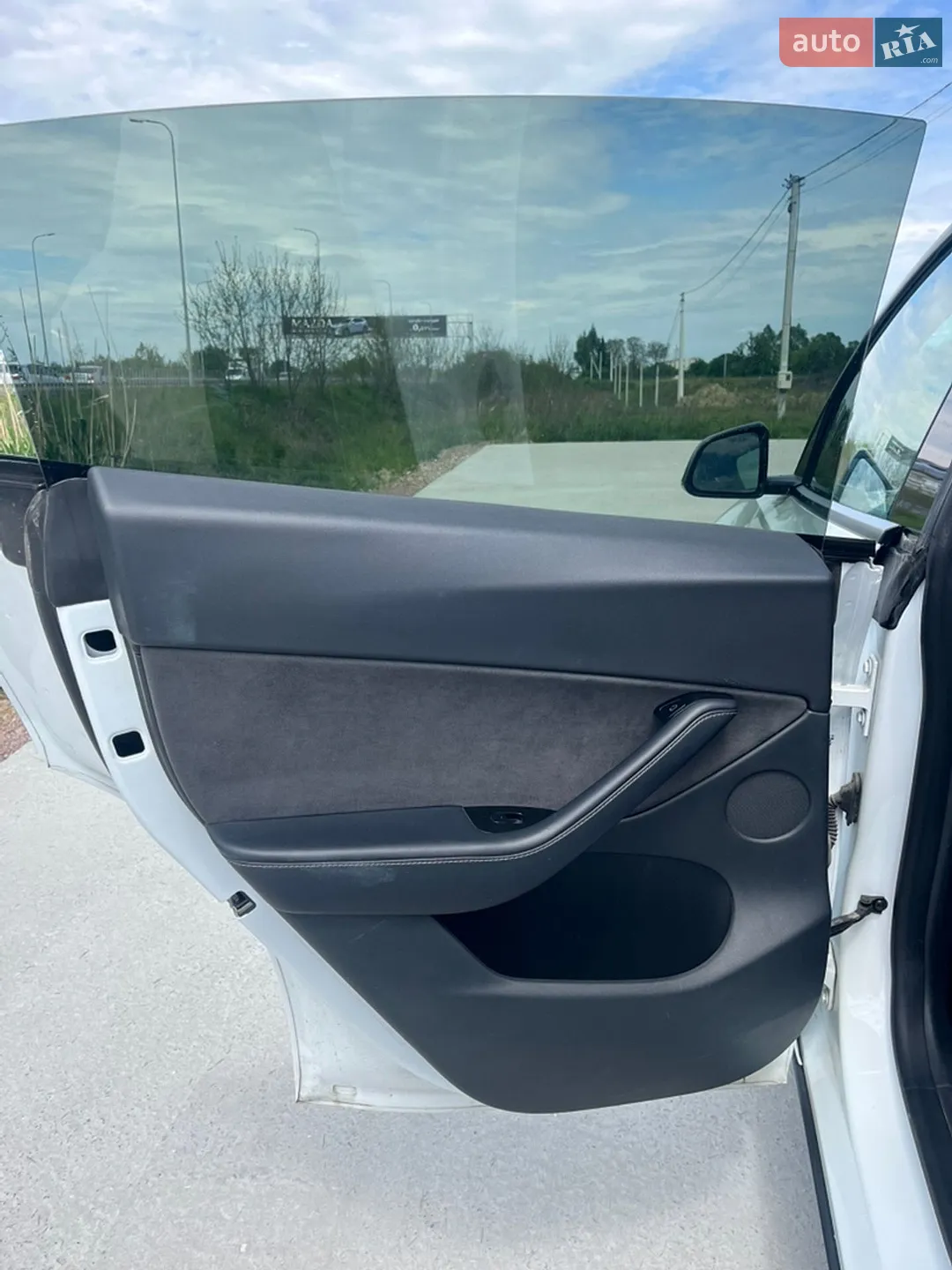 2020 Tesla Model Y - мініатюра 26