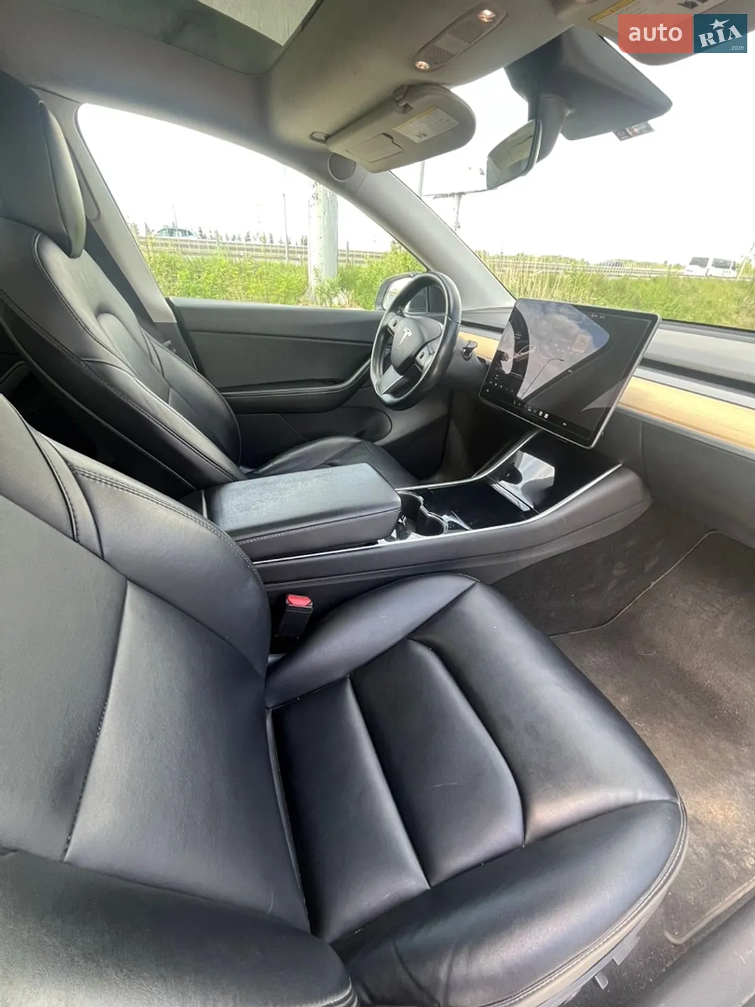 2020 Tesla Model Y - мініатюра 31