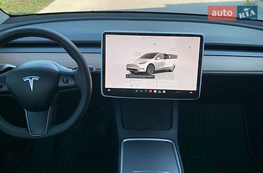 Позашляховик / Кросовер Tesla Model Y 2024 в Чорткові фото 12 Позашляховик / Кросовер Tesla Model Y 2024 в Чорткові