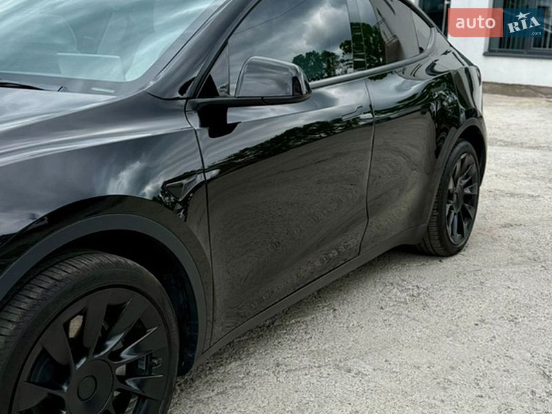Позашляховик / Кросовер Tesla Model Y 2021 в Вінниці