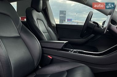 Позашляховик / Кросовер Tesla Model Y 2020 в Мукачевому