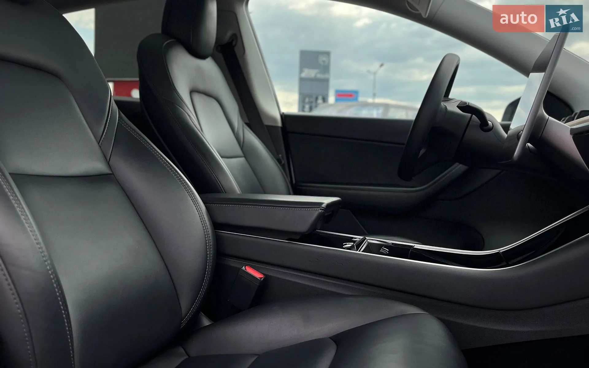 2020 Tesla Model Y - мініатюра 21