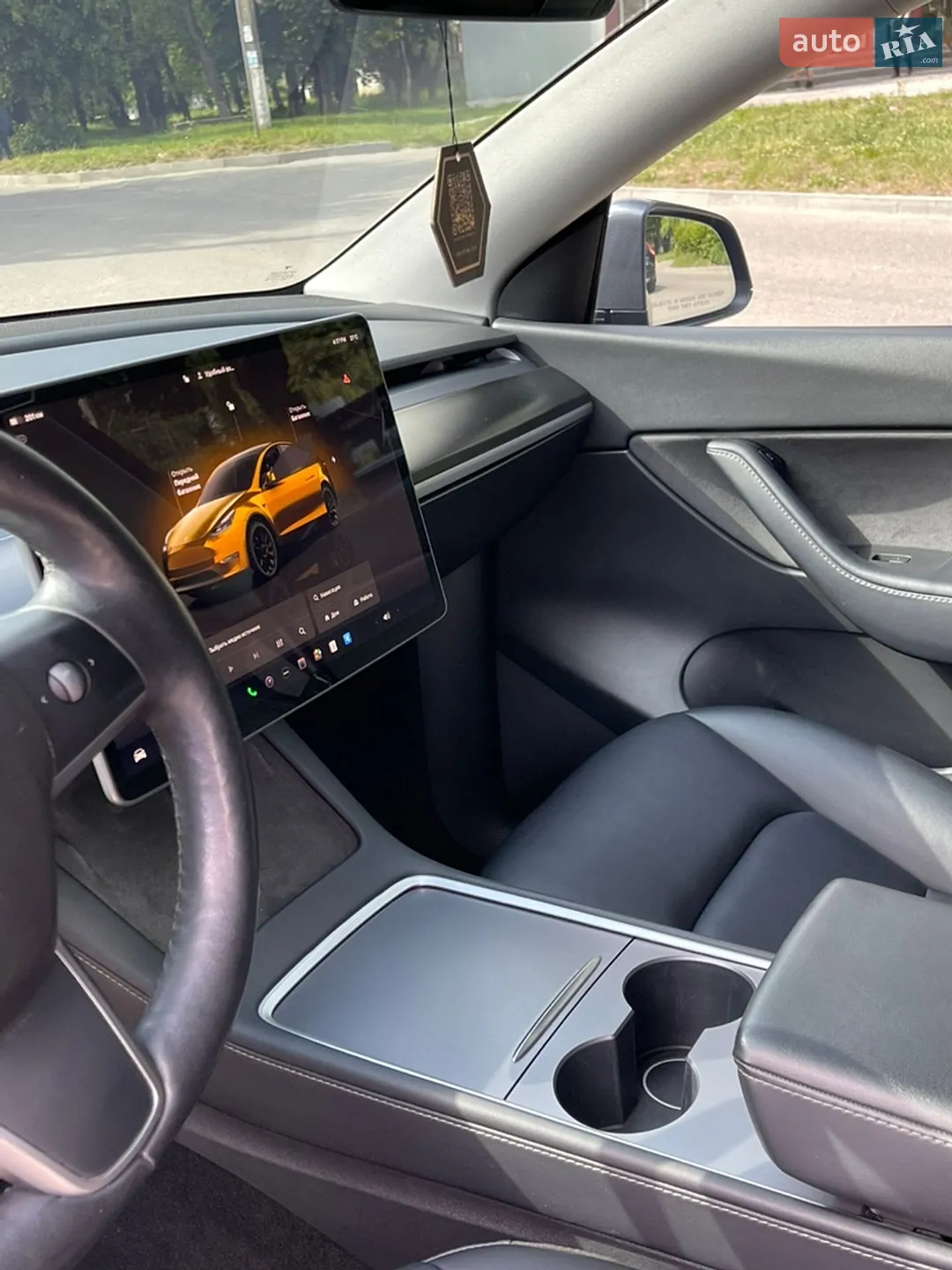 2022 Tesla Model Y - мініатюра 18
