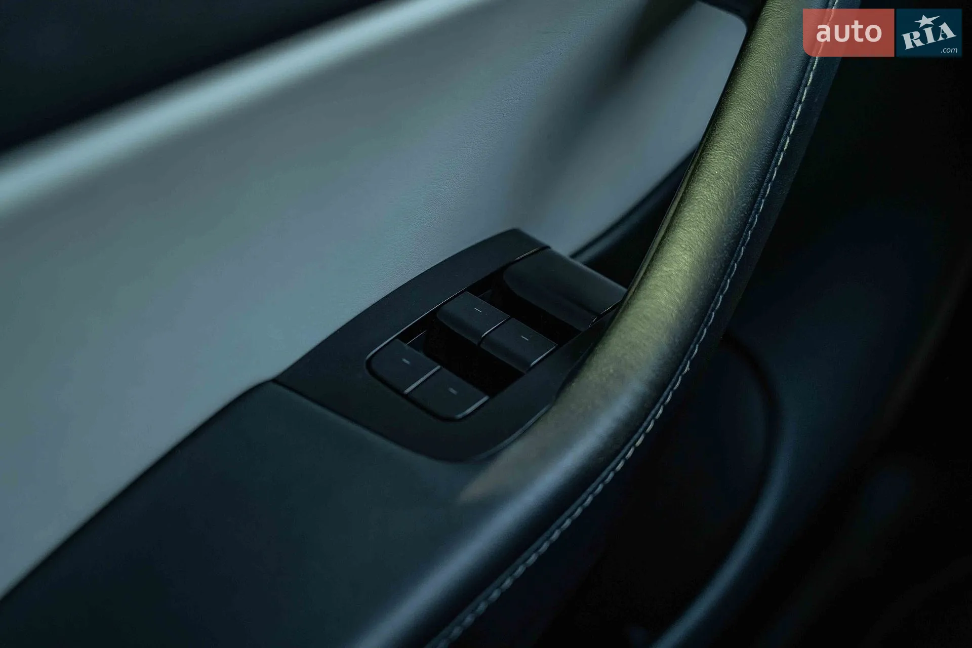 2020 Tesla Model Y - мініатюра 21