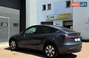 Внедорожник / Кроссовер Tesla Model Y 2023 в Киеве
