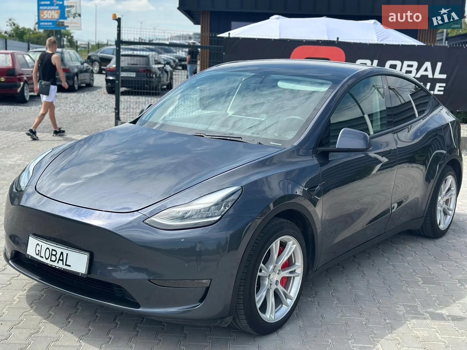 2020 Tesla Model Y - мініатюра 2