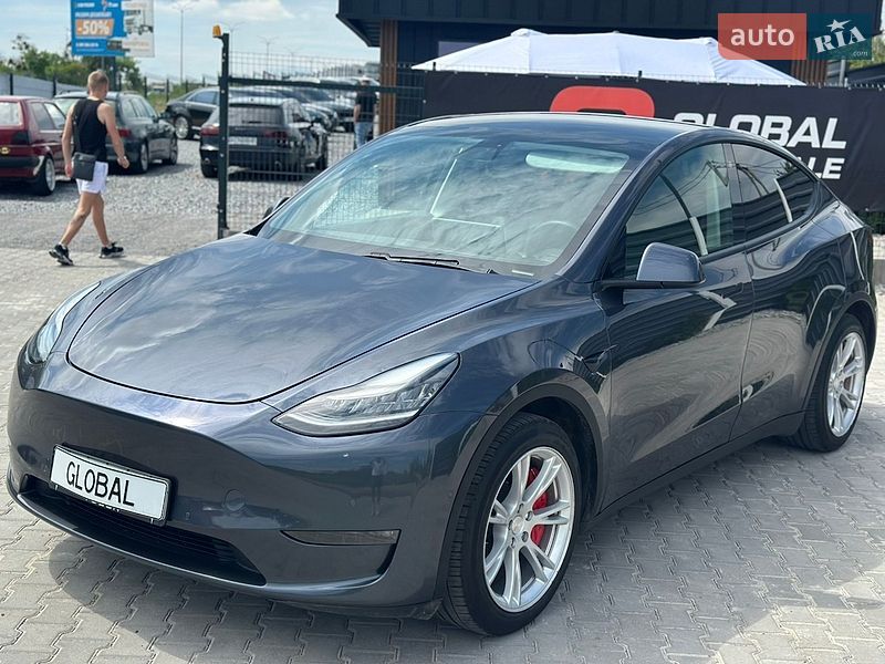 Позашляховик / Кросовер Tesla Model Y 2020 в Рівному