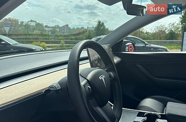 Позашляховик / Кросовер Tesla Model Y 2020 в Рівному