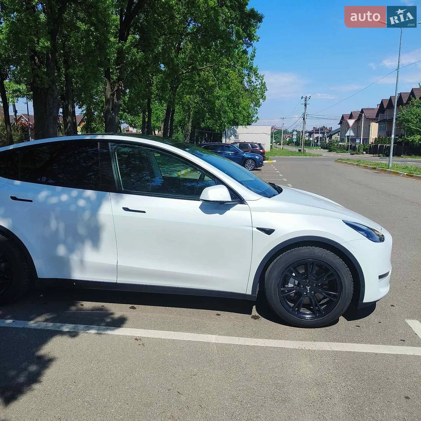 2022 Tesla Model Y - мініатюра 3