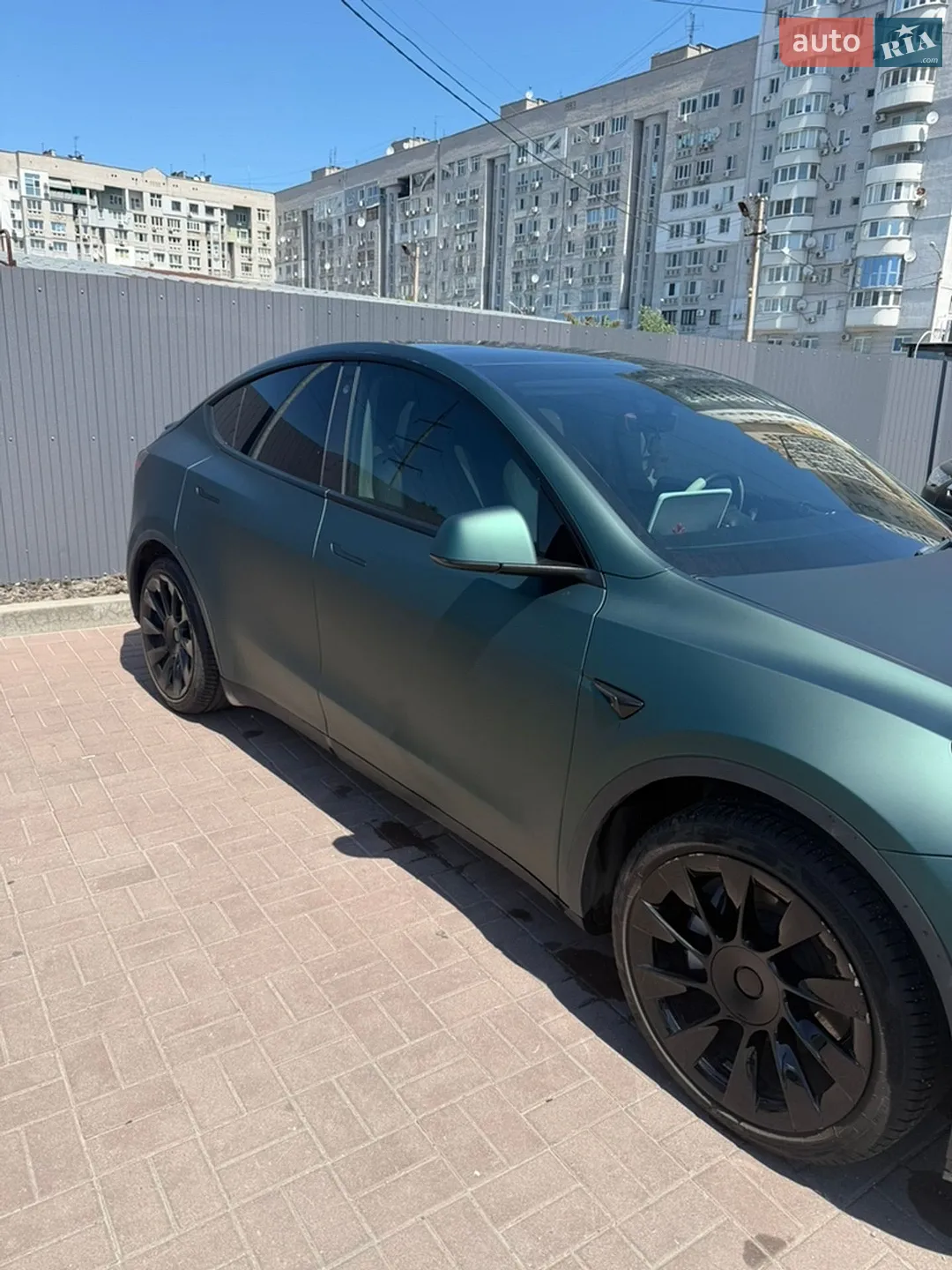 2021 Tesla Model Y - мініатюра 3