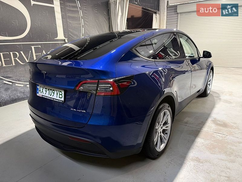 Внедорожник / Кроссовер Tesla Model Y 2024 в Харькове