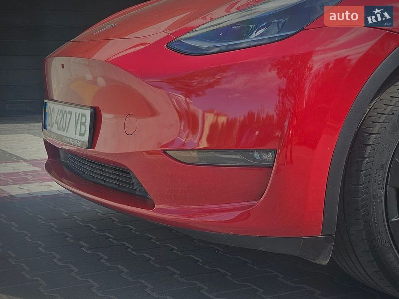 Внедорожник / Кроссовер Tesla Model Y 2023 в Львове
