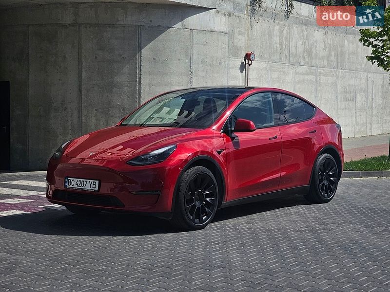 Внедорожник / Кроссовер Tesla Model Y 2023 в Львове