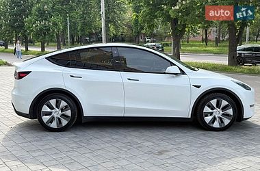 Внедорожник / Кроссовер Tesla Model Y 2021 в Ровно
