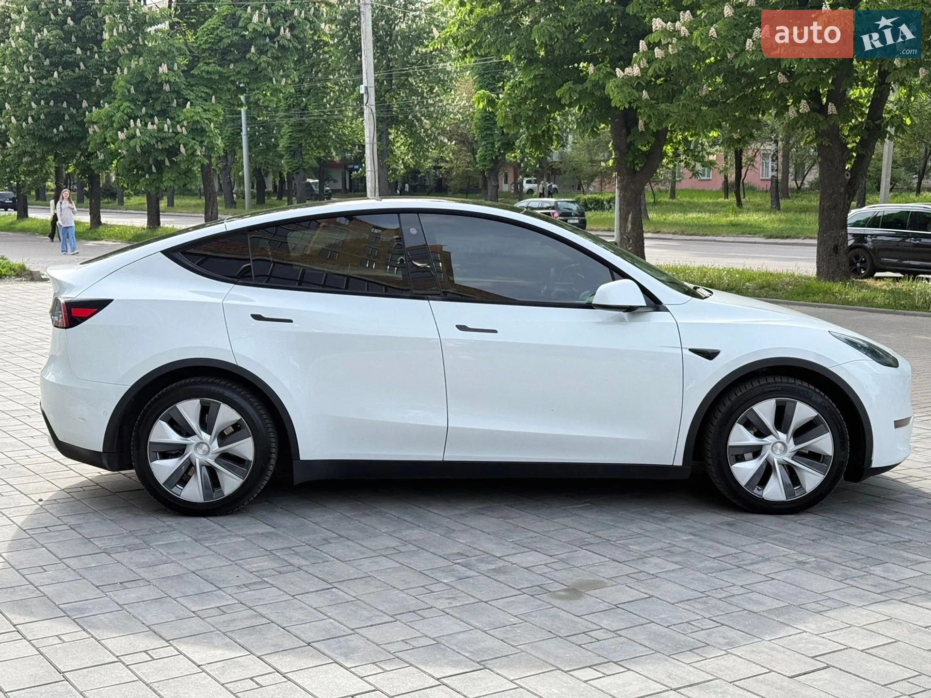 2021 Tesla Model Y - мініатюра 4