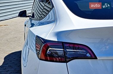 Позашляховик / Кросовер Tesla Model Y 2023 в Кременчуці фото 8 Позашляховик / Кросовер Tesla Model Y 2023 в Кременчуці