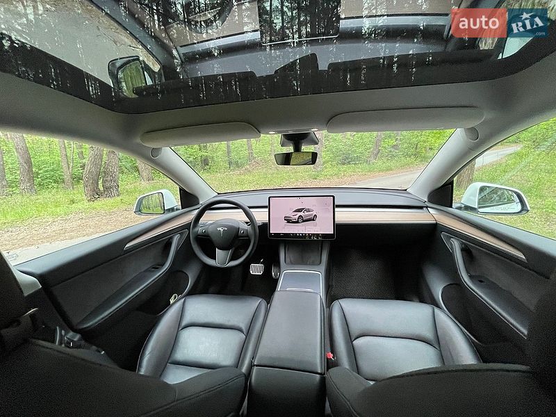 Позашляховик / Кросовер Tesla Model Y 2022 в Києві