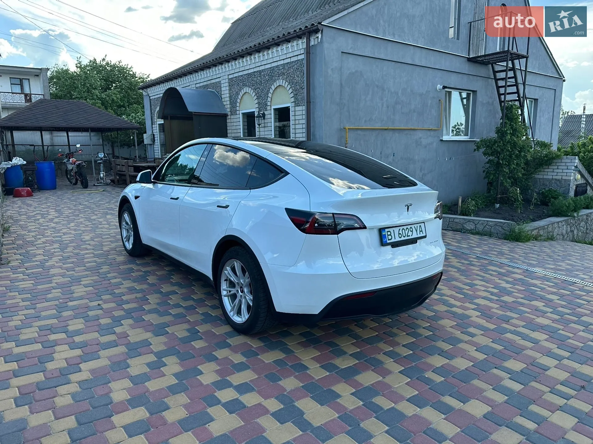 2022 Tesla Model Y - мініатюра 9