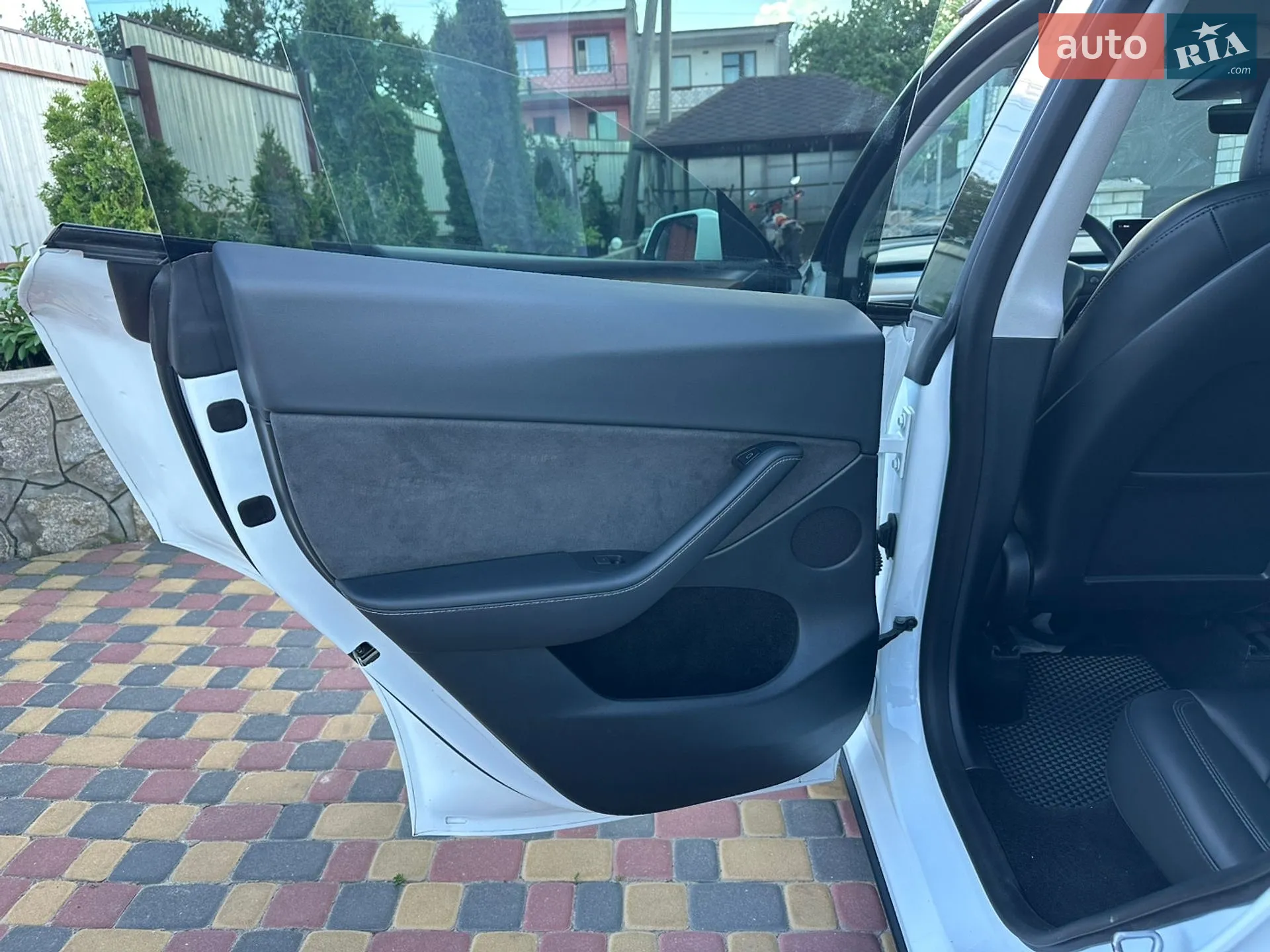 2022 Tesla Model Y - мініатюра 17