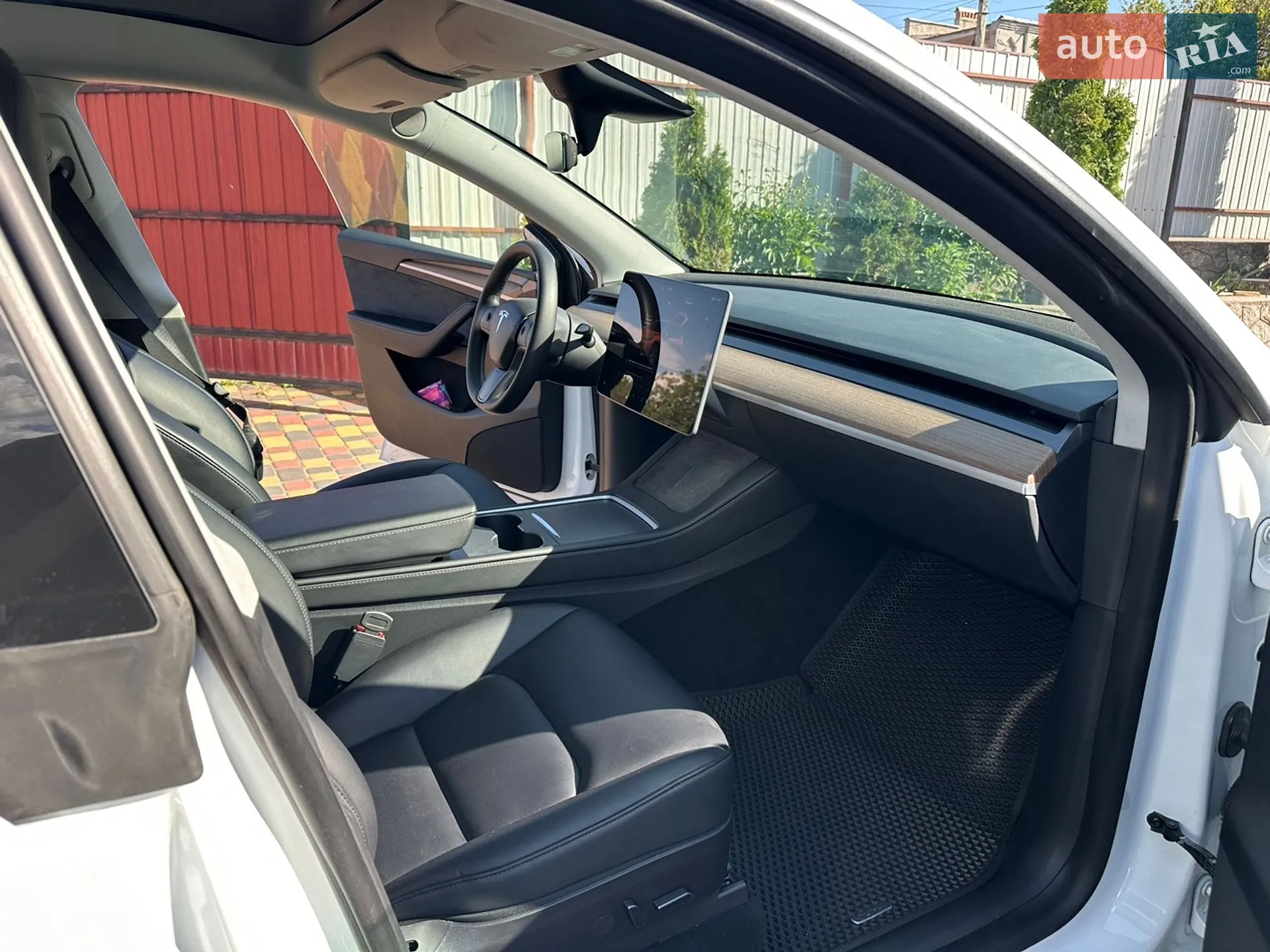 2022 Tesla Model Y - мініатюра 22