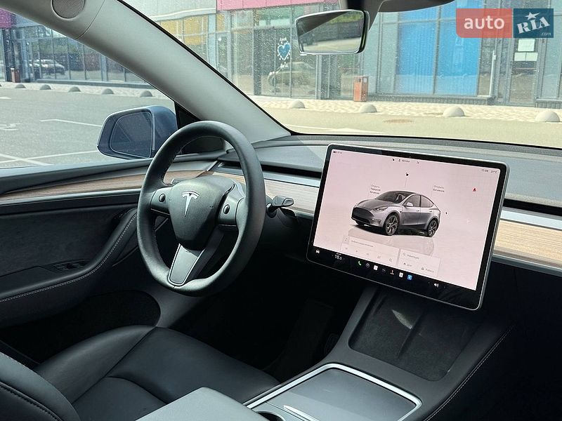 Внедорожник / Кроссовер Tesla Model Y 2024 в Киеве фото 12 Внедорожник / Кроссовер Tesla Model Y 2024 в Киеве
