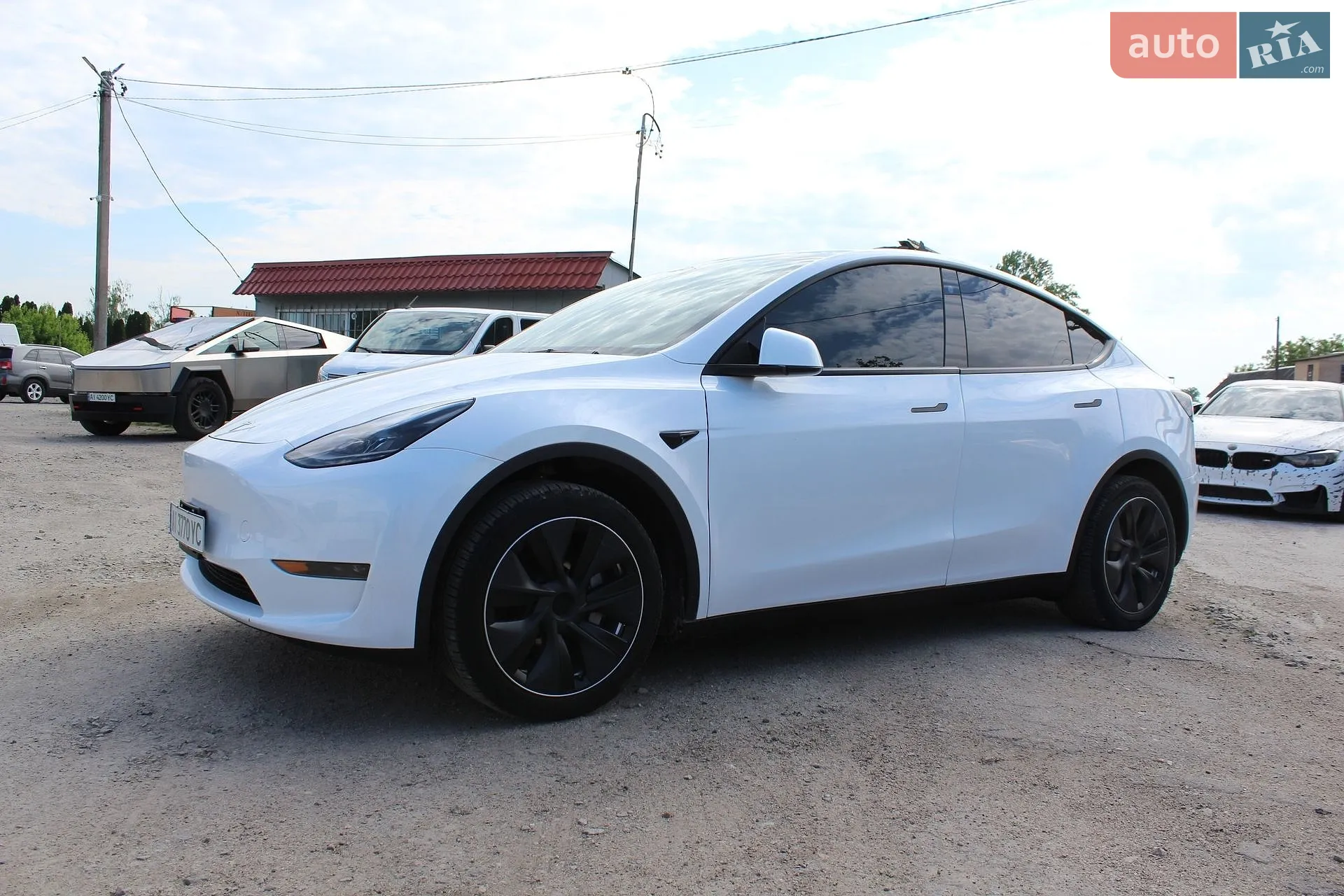 2023 Tesla Model Y - мініатюра 4