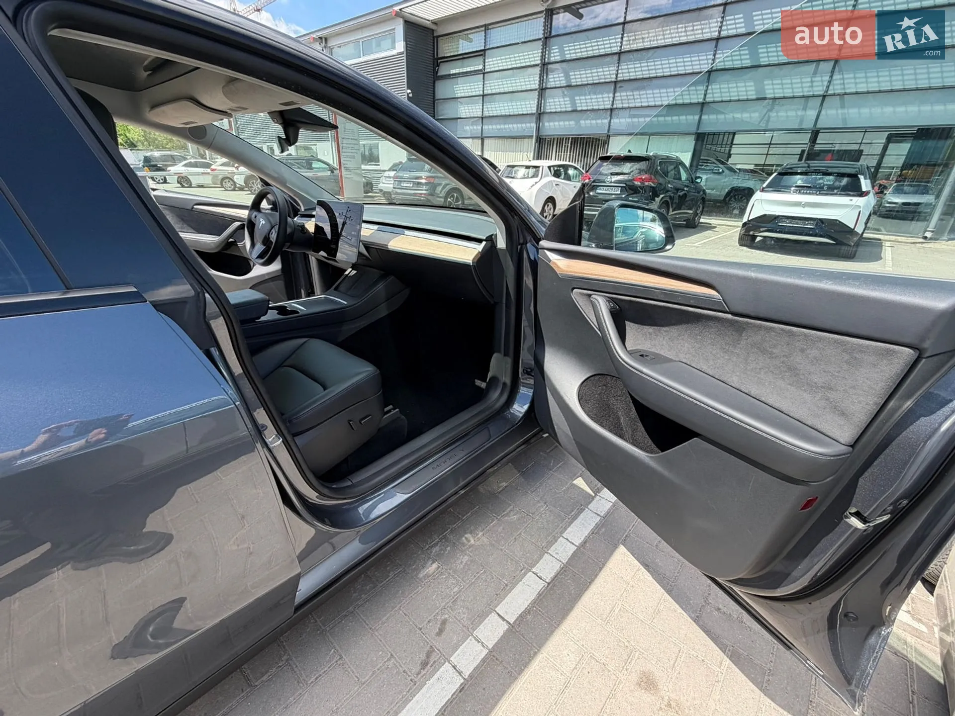 2022 Tesla Model Y - мініатюра 10