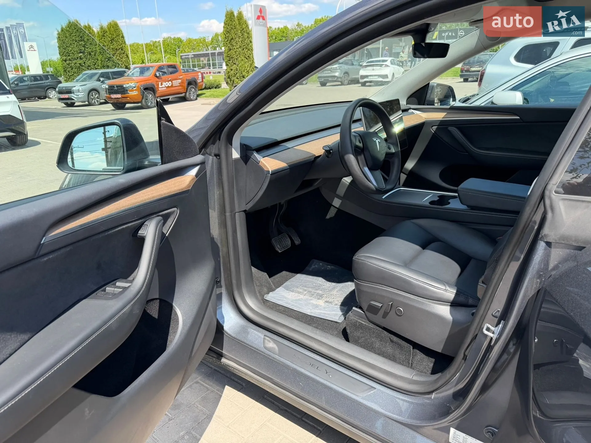2022 Tesla Model Y - мініатюра 18