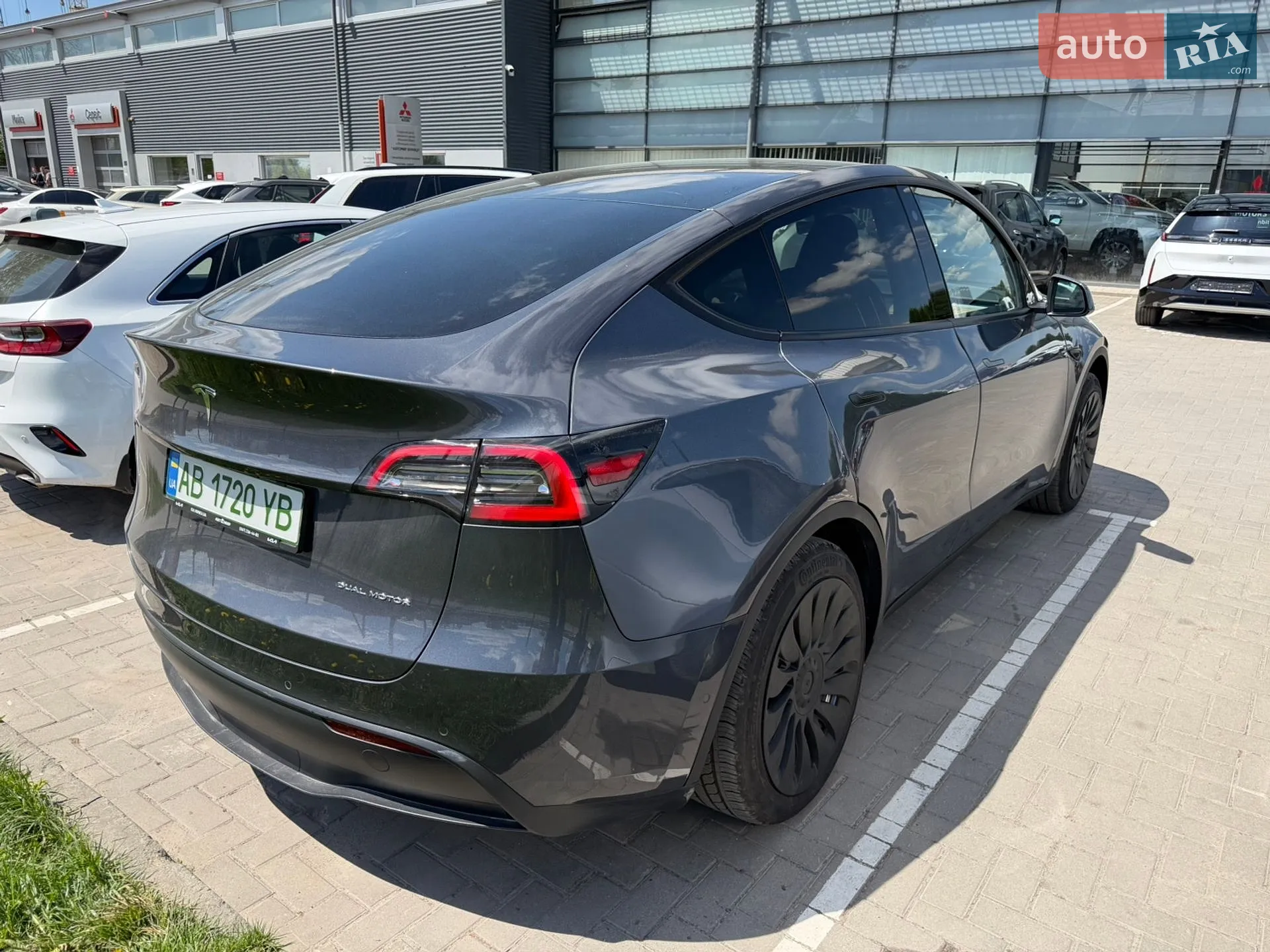 2022 Tesla Model Y - мініатюра 5