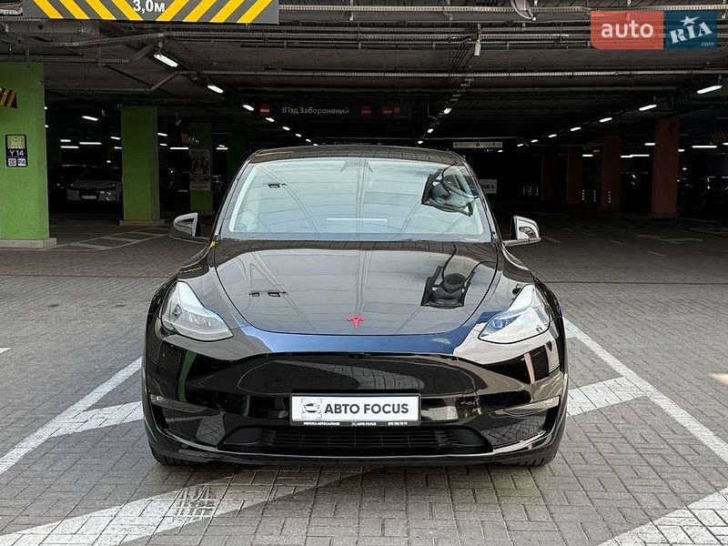 Внедорожник / Кроссовер Tesla Model Y 2023 в Киеве
