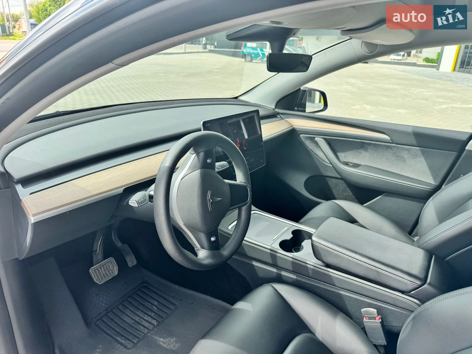 2023 Tesla Model Y - мініатюра 15