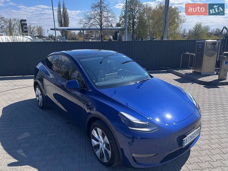 Позашляховик / Кросовер Tesla Model Y 2023 в Києві