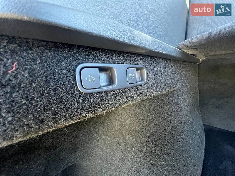 Позашляховик / Кросовер Tesla Model Y 2023 в Києві